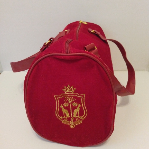 K L Red Quilted Velvet Zip Faux Leather Double Handle Travel Duffel ShoulderBag - Picture 5 of 14